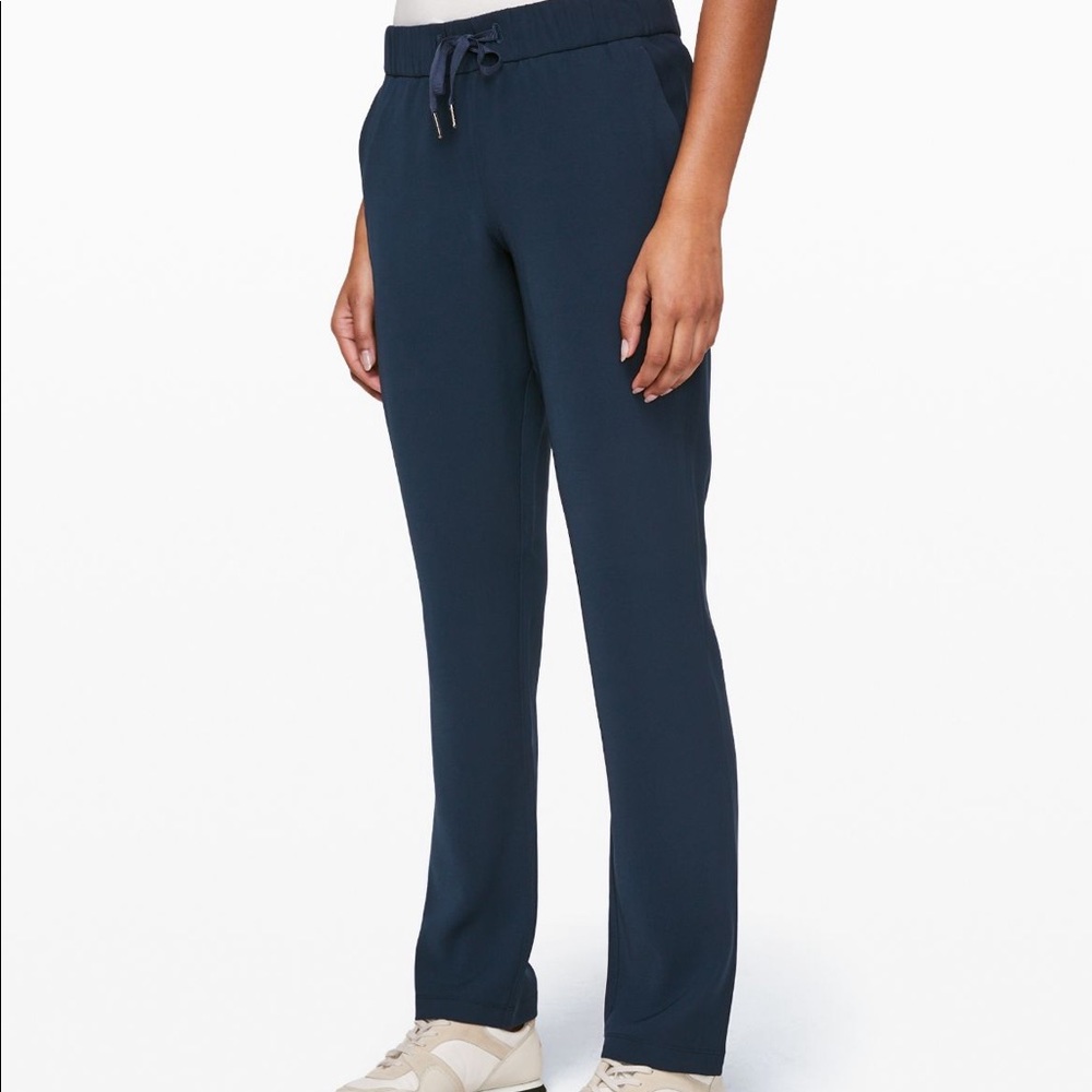 lululemon on the fly pants, true navy